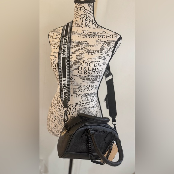 NEW! STEVE MADDEN black bailor satchel crossbody bag - Picture 6 of 7